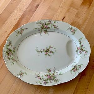 Theodore Havilland platter Rosalinde pattern